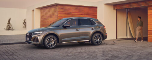 Promozione Nuova Audi Q5 ibrida plug-in TFSI e quattro S tronic Business Advanced - Tua con Audi Value o Noleggio 2 slider q5 TFSI
